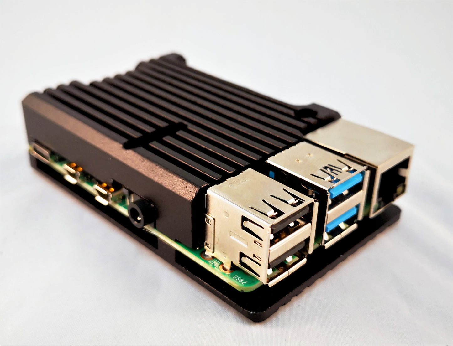 Passive Heatsink Case for Raspberry Pi 4